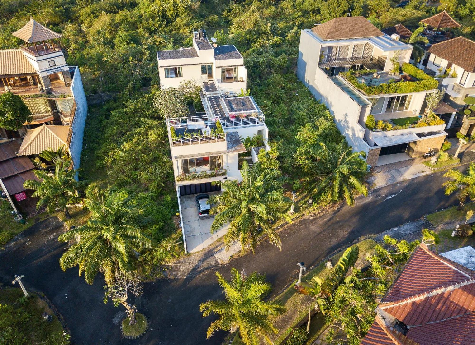 Maestro Benoa Nusa Dua Bali Villa
